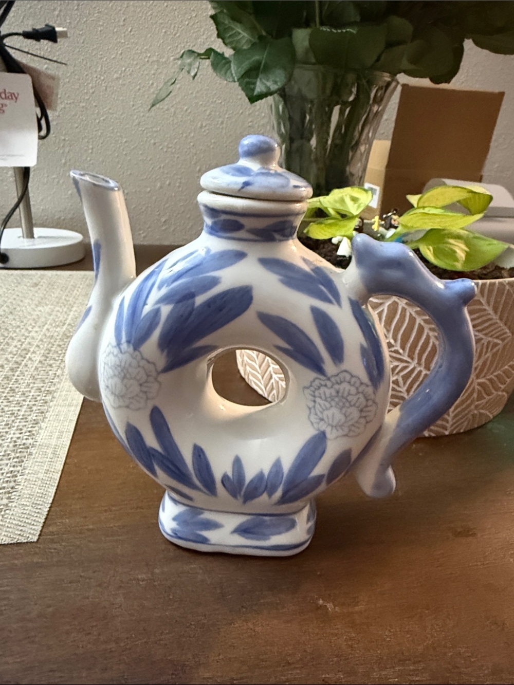 Blue and White Ring-Body Ceramic Teapot - Decorative Floral Design